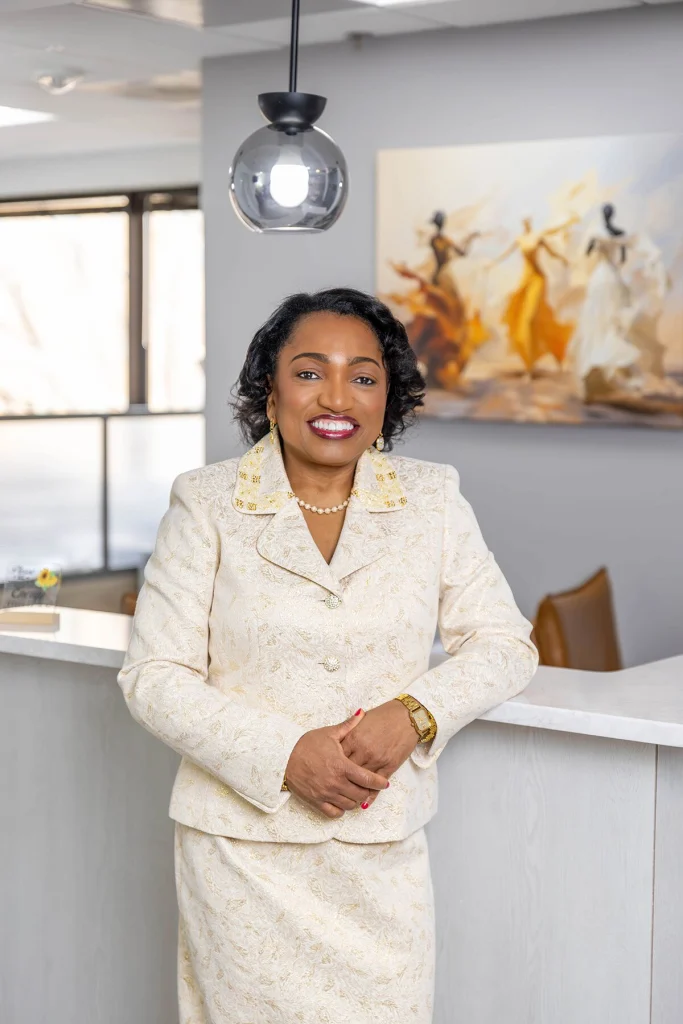 Dr. Oluyemisi Famuyiwa, Reproductive Endocrinology/Infertility