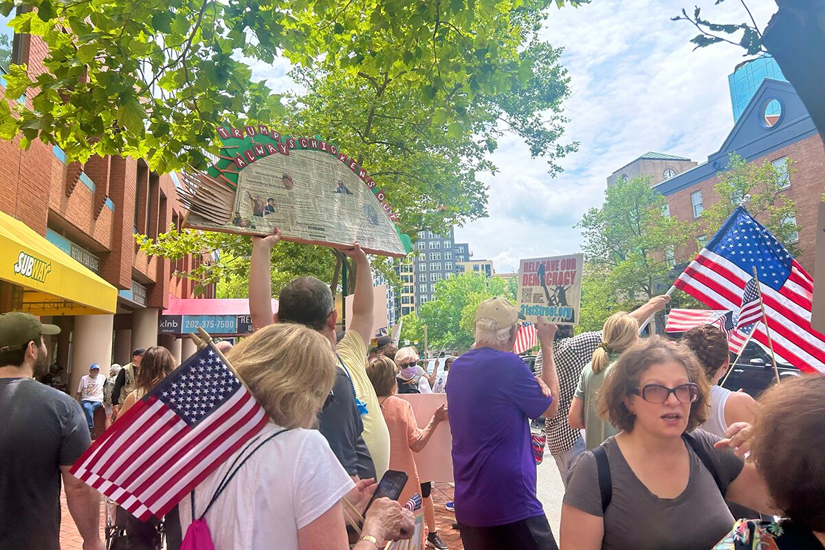 Taco sign and american flags
